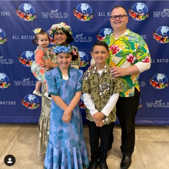 Meet your Posher, Elinor - Picture 3 of 12